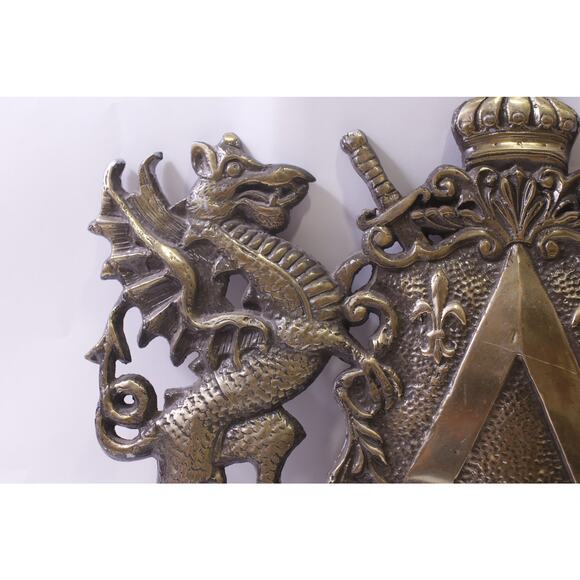 Vintage, Royal Crest, Dragons, Shield and Swords, Wall Hanging, ~ 251107-WH D-2 - Picture 2 of 7